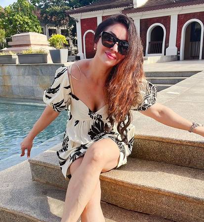 Actress Mreenal Deshraj’s Hot And Glamorous Comeback, Showcasing A New Charm On OTT Platform