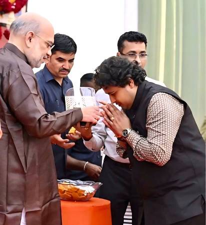 Advocate Vinay Kumar Dubey Meets Union Home Minister Amit Shah On New Year, Extends Greetings